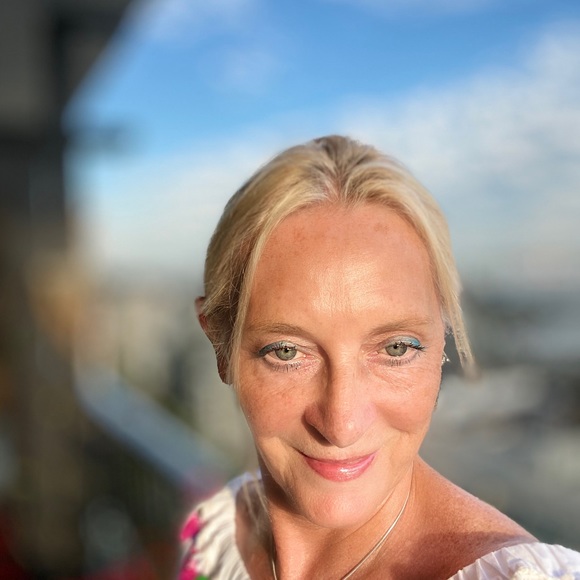 Bernadette - Picture 2 of 3